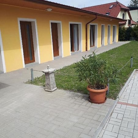 Penzion Loren Františkovy Lázně Exterior foto
